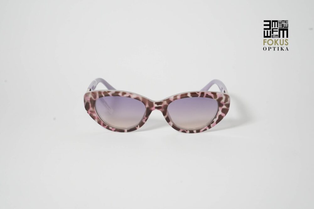 Guess GU7849 Guess GU7849