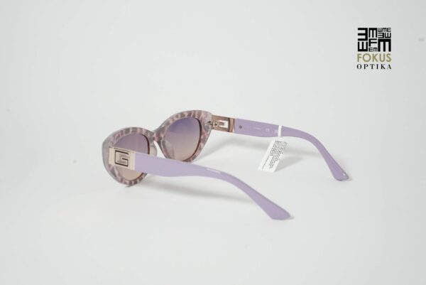 Guess GU7849 – sunčane naočare, prikaz iz ugla