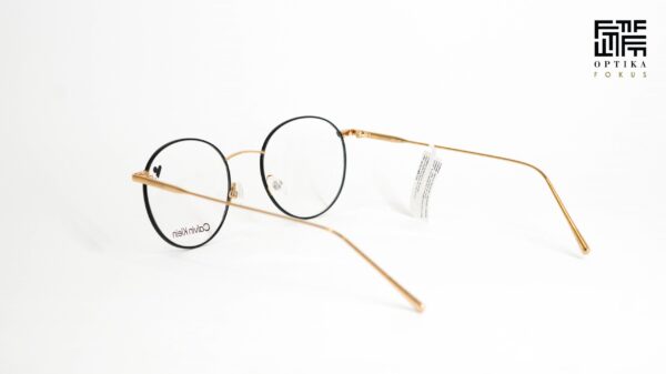 Calvin Klein CK5460 715 – prikaz iz ugla Calvin Klein CK5460 715 – okvir za naočare, prikaz iz ugla