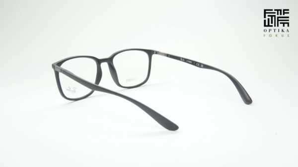 Ray Ban RB7199 5204 – prikaz iz ugla Ray Ban RB7199 5204 – dioptrijski okvir, prikaz iz ugla