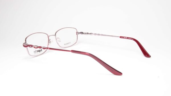 Superflex SF1090T C2 – prikaz iz ugla Superflex SF1090T C2 – okvir za naočare, prikaz iz ugla