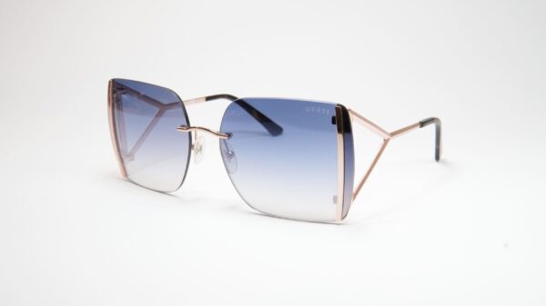 Guess GU7718 28W – bočni prikaz Guess GU7718 28W – sunčane naočare, bočni prikaz