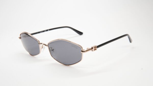 Guess GU00289 32A