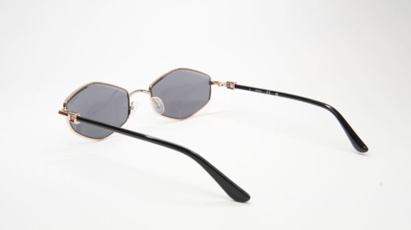 Guess GU00289 32A